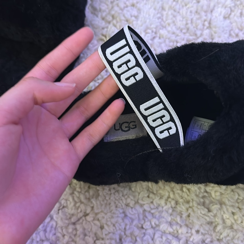 Ugg Fluf yeah! Open-Toed UGG slippers•🥰😍❤️ - Picture 4 of 6